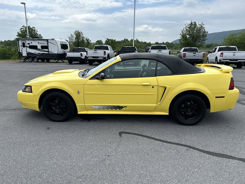 Used 2003 Ford Mustang Premium Convertible