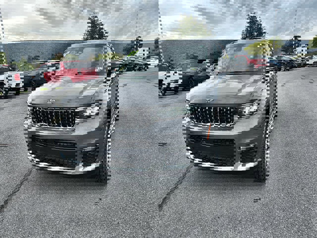 2021 Jeep Grand Cherokee Limited photo 3