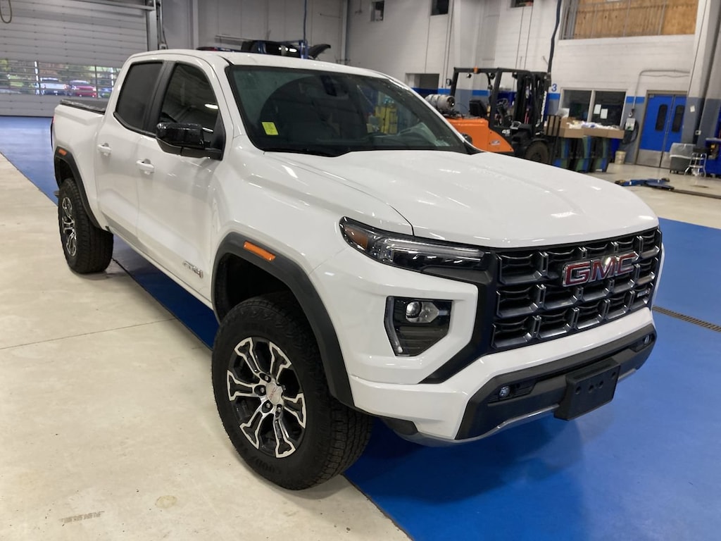 Used 2024 GMC Canyon AT4 Truck Crew Cab