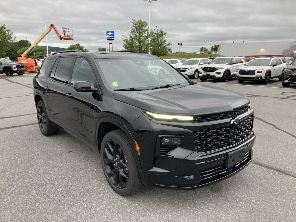 Used 2024 Chevrolet Traverse RS SUV