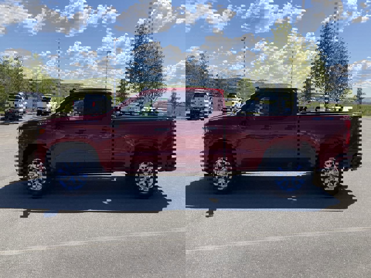 2021 Chevrolet Silverado 1500 Custom photo 4