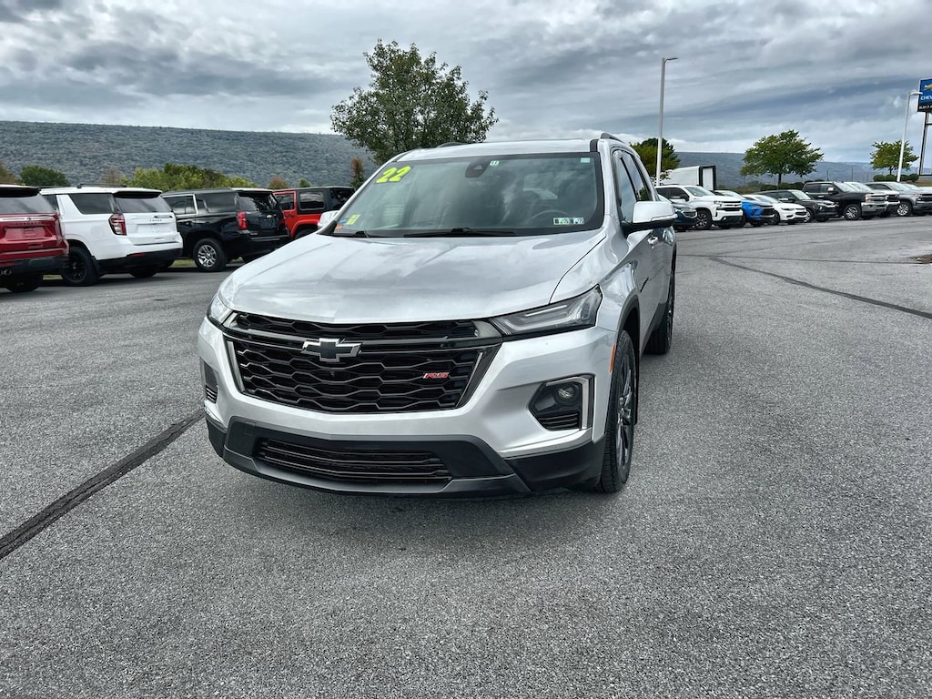 Used 2022 Chevrolet Traverse RS SUV
