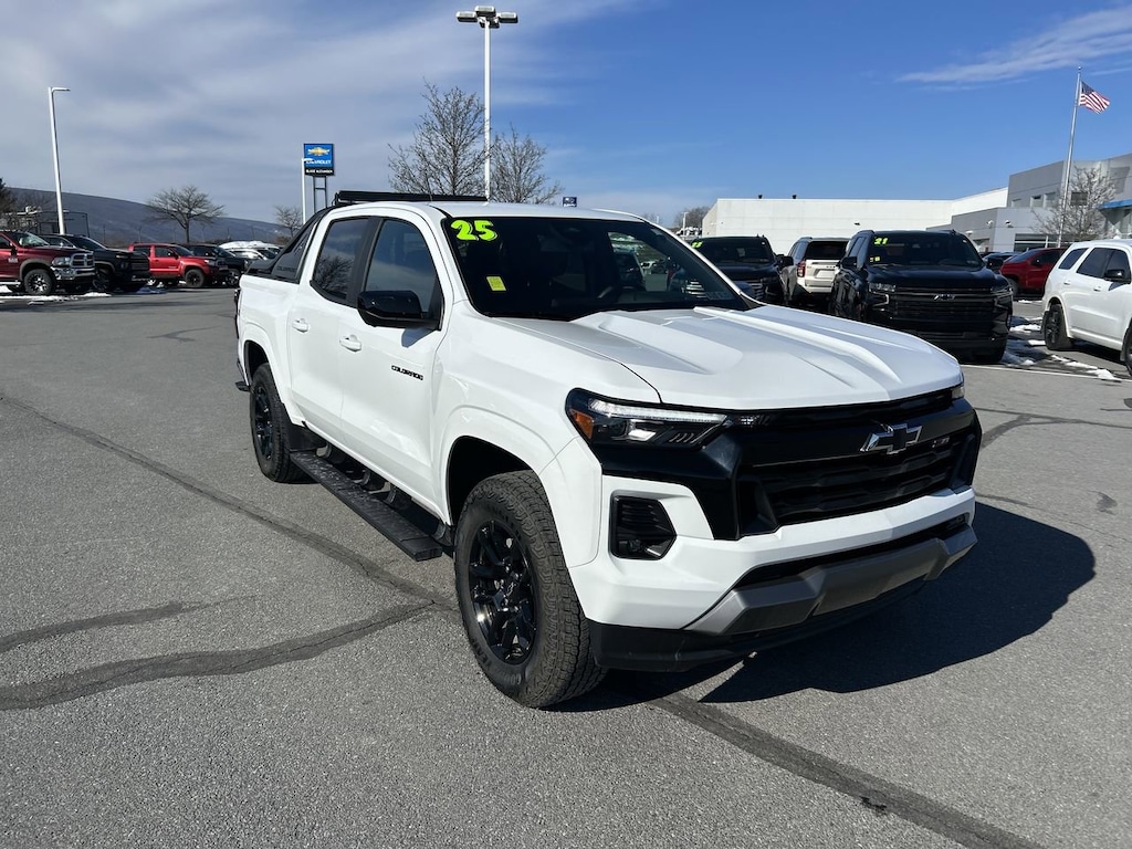 New 2025 Chevrolet Colorado 4WD Z71 Truck Crew Cab
