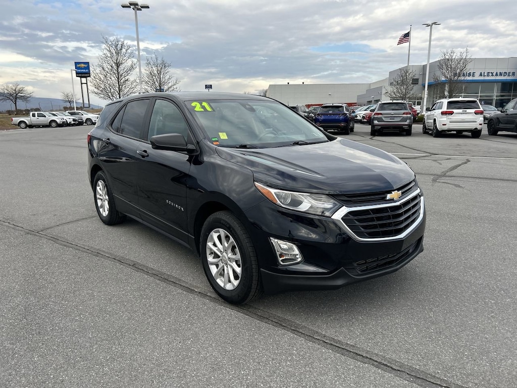 Used 2021 Chevrolet Equinox LS w/1LS SUV