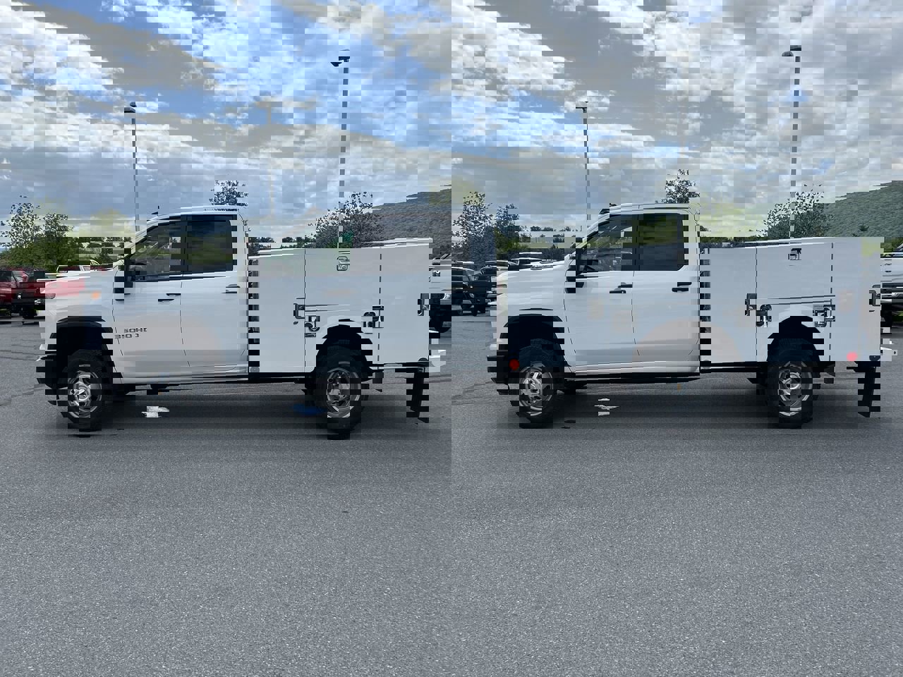 2025 Chevrolet Silverado 3500HD Work Truck photo 4