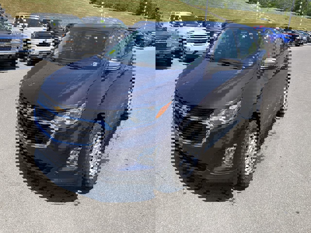 2018 Chevrolet Equinox LS photo 2