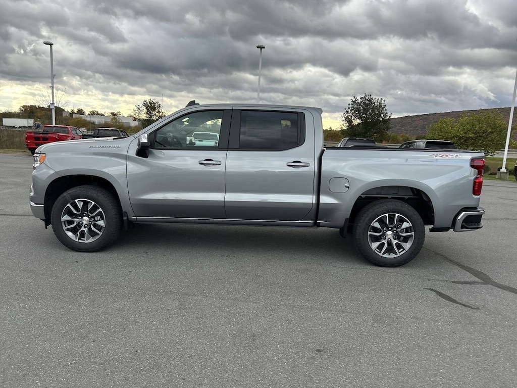 New 2026 Chevrolet Silverado 1500 LT Truck Crew Cab