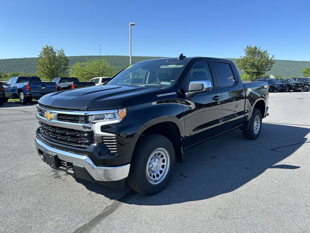 New 2026 Chevrolet Silverado 1500 LT Truck Crew Cab