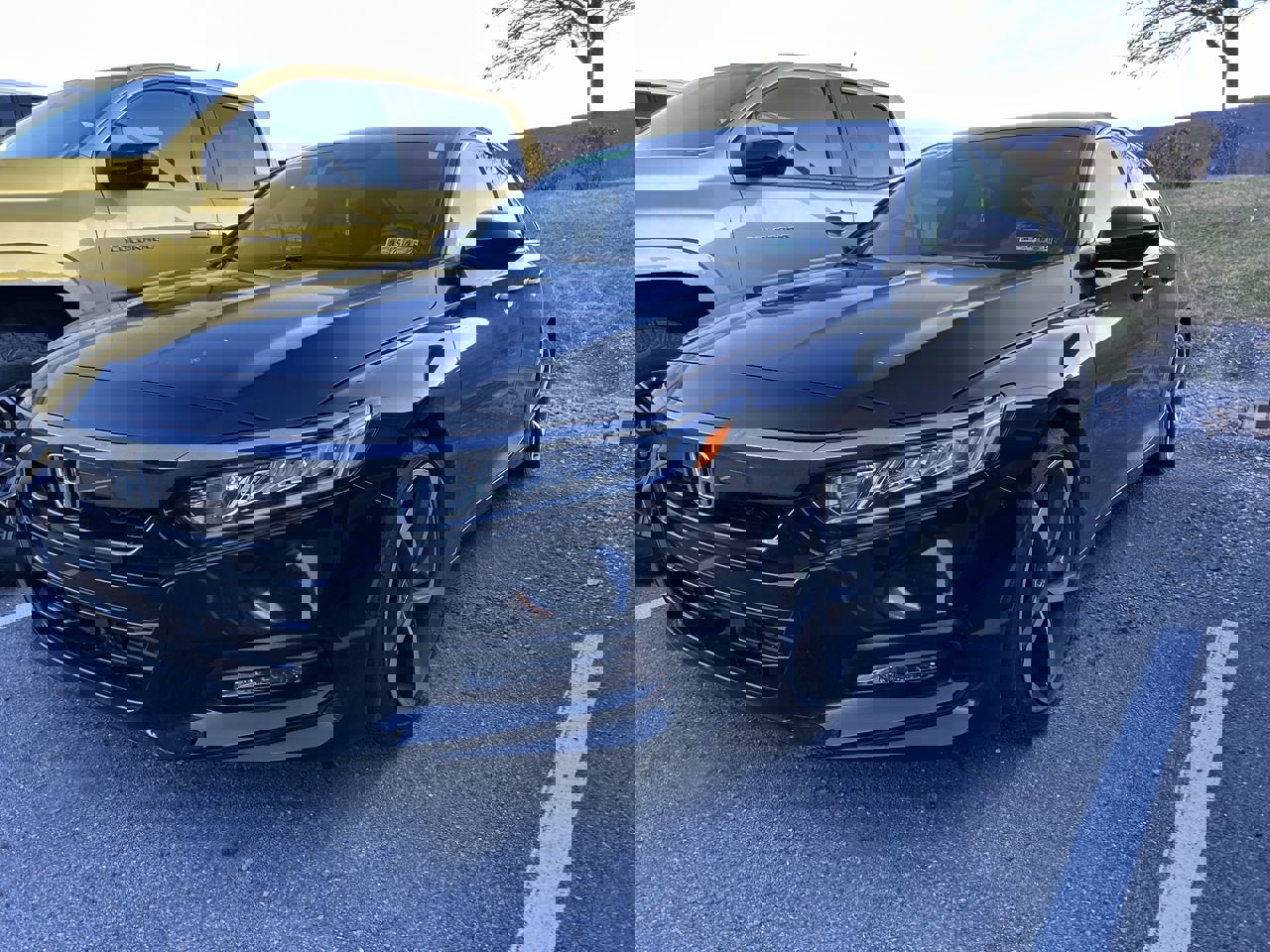 2019 Honda Accord Sport 1.5T photo 2