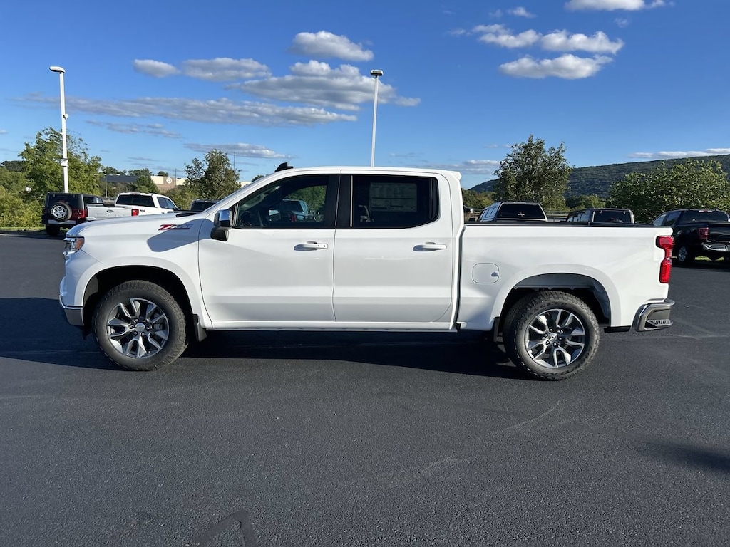 New 2026 Chevrolet Silverado 1500 LT Truck Crew Cab