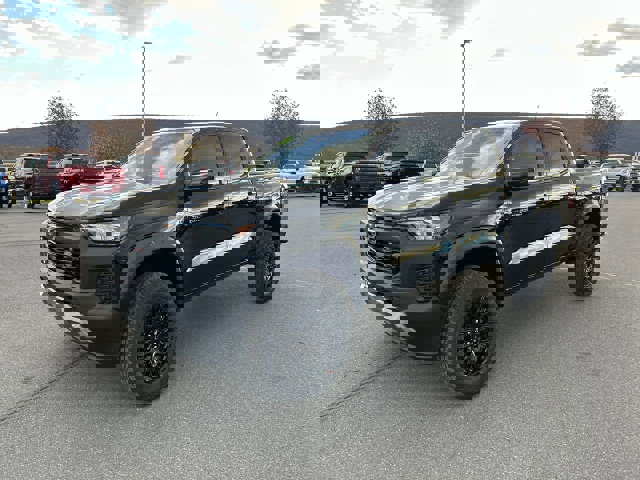 2026 Chevrolet Colorado Trail Boss photo 2