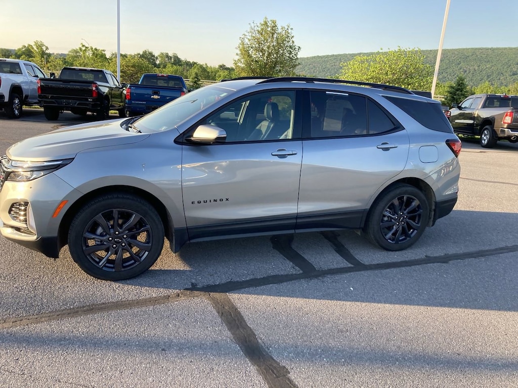 Used 2024 Chevrolet Equinox RS SUV