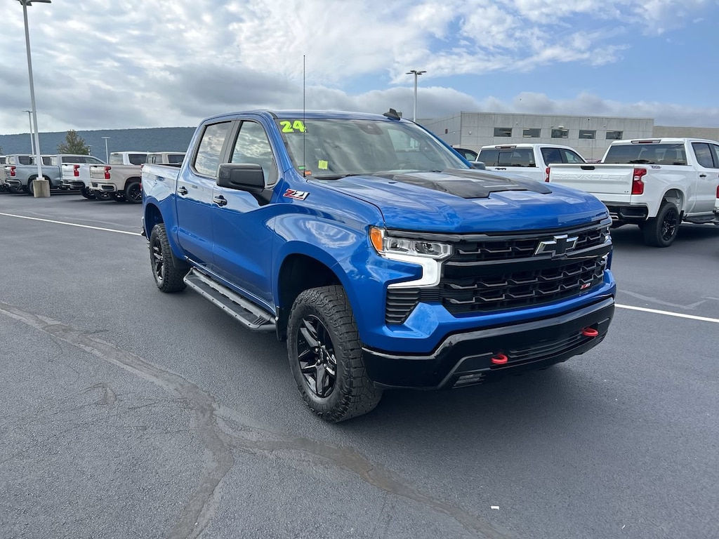Used 2024 Chevrolet Silverado 1500 LT Trail Boss Truck Crew Cab