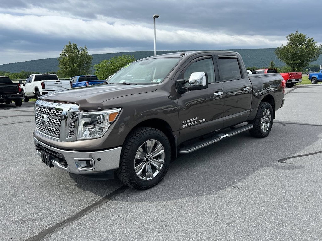 Used 2018 Nissan Titan SL Truck Crew Cab