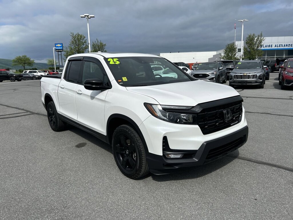 Used 2025 Honda Ridgeline Black Edition Truck Crew Cab