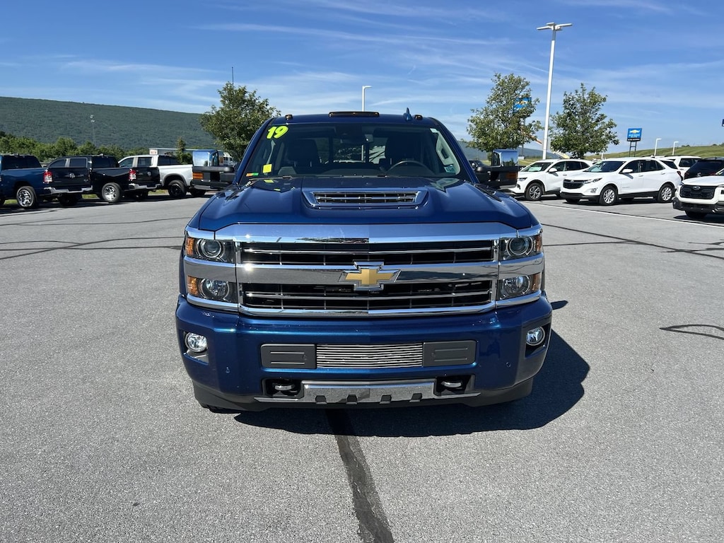 Used 2019 Chevrolet Silverado 2500HD High Country Truck Crew Cab