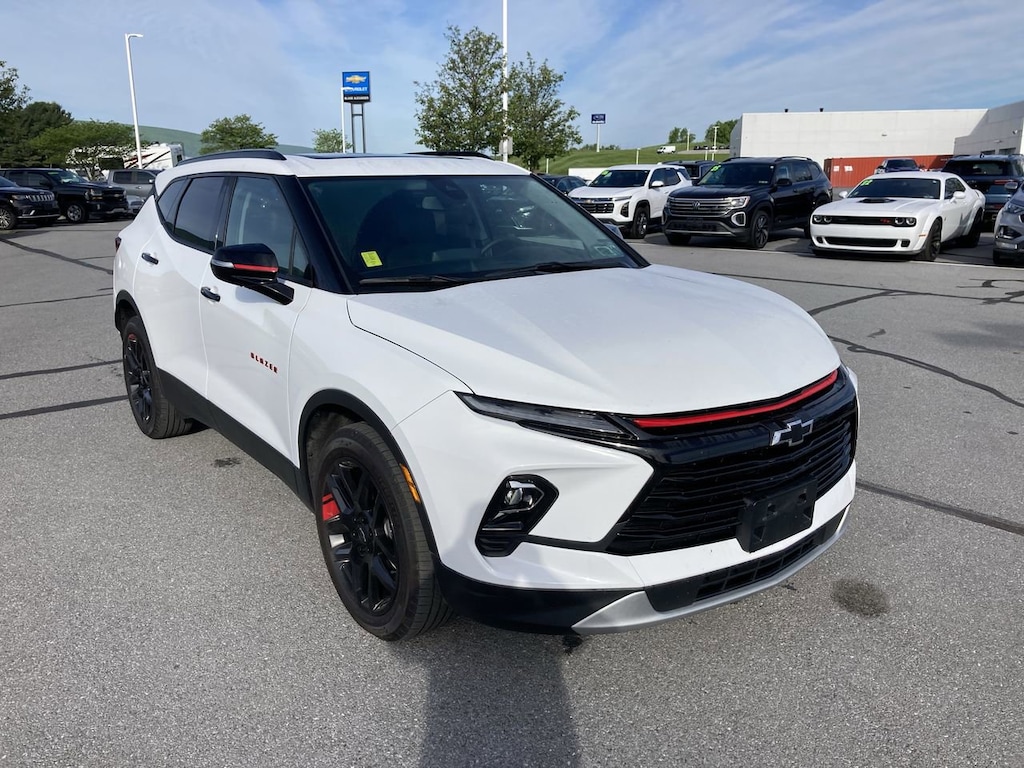Used 2025 Chevrolet Blazer LT w/3LT SUV