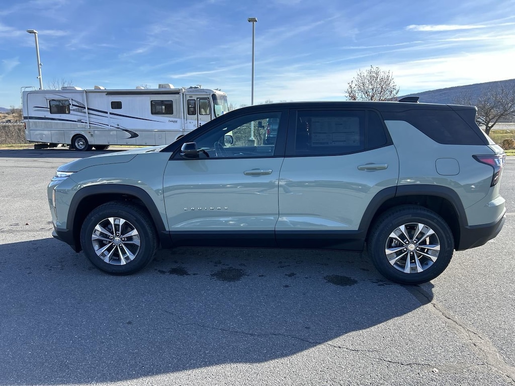 New 2026 Chevrolet Equinox AWD LT SUV