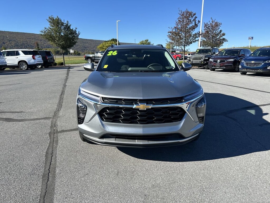 Used 2026 Chevrolet Trax LT SUV