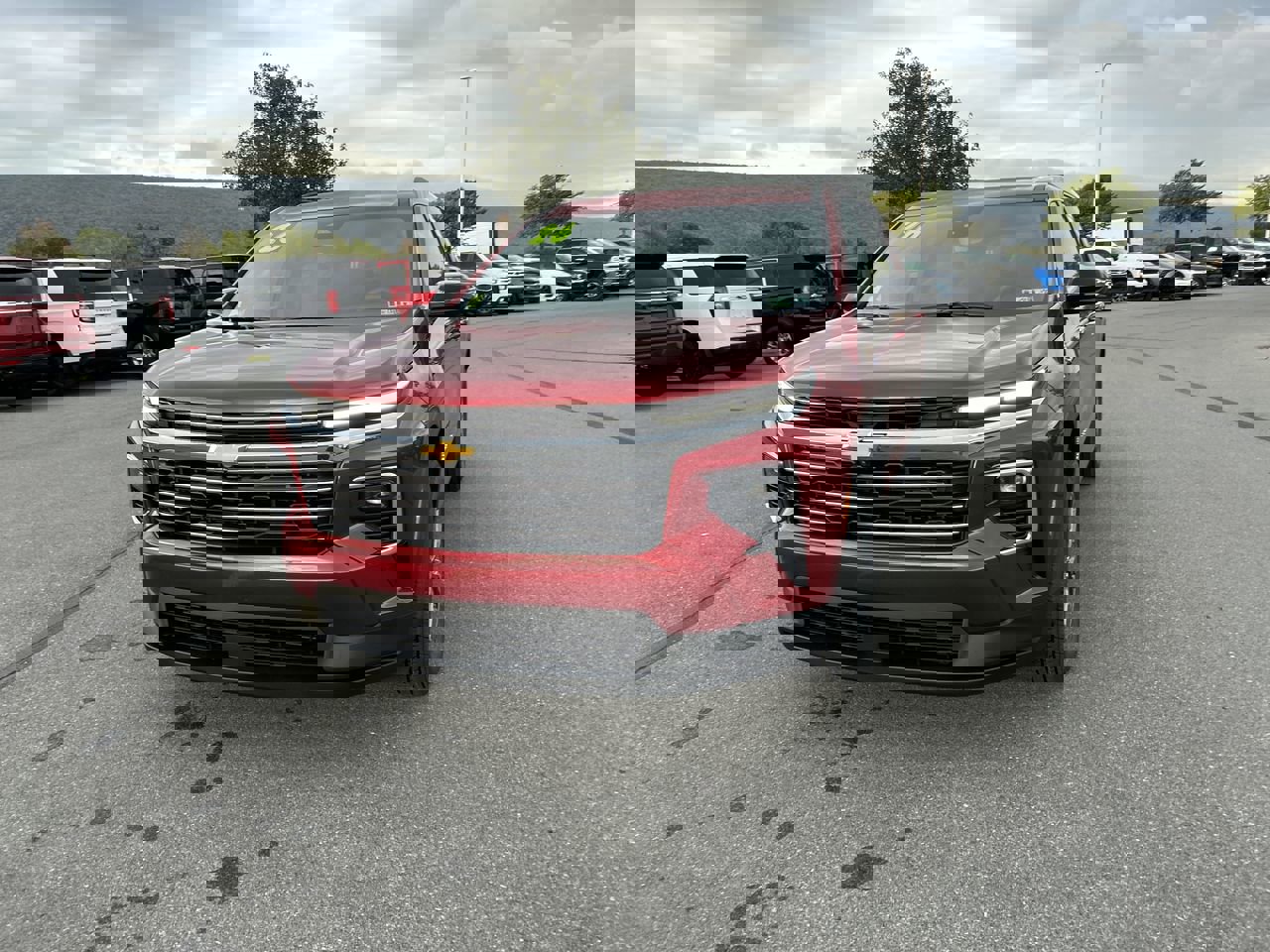 2026 Chevrolet Traverse photo 2