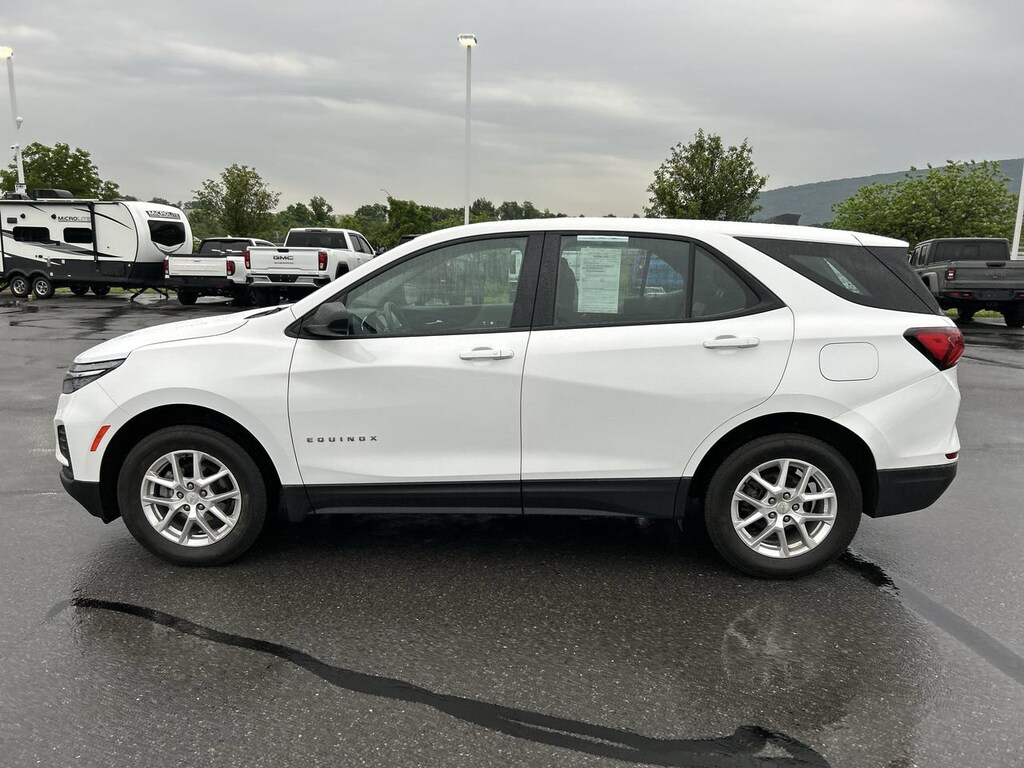 Used 2024 Chevrolet Equinox LS w/1LS SUV