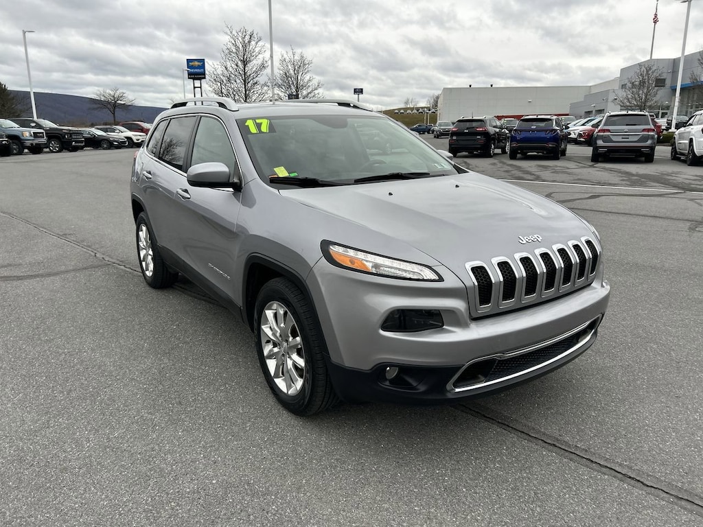 Used 2017 Jeep Cherokee Limited 4x4 SUV