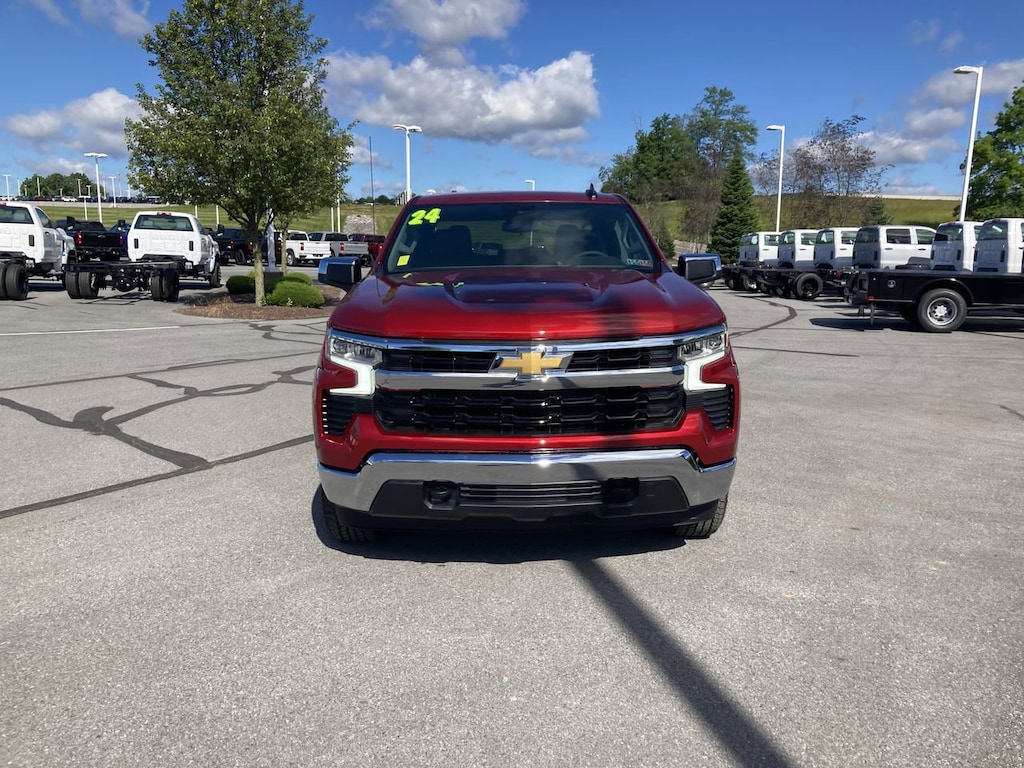 Used 2024 Chevrolet Silverado 1500 LT w/1LT Truck Crew Cab