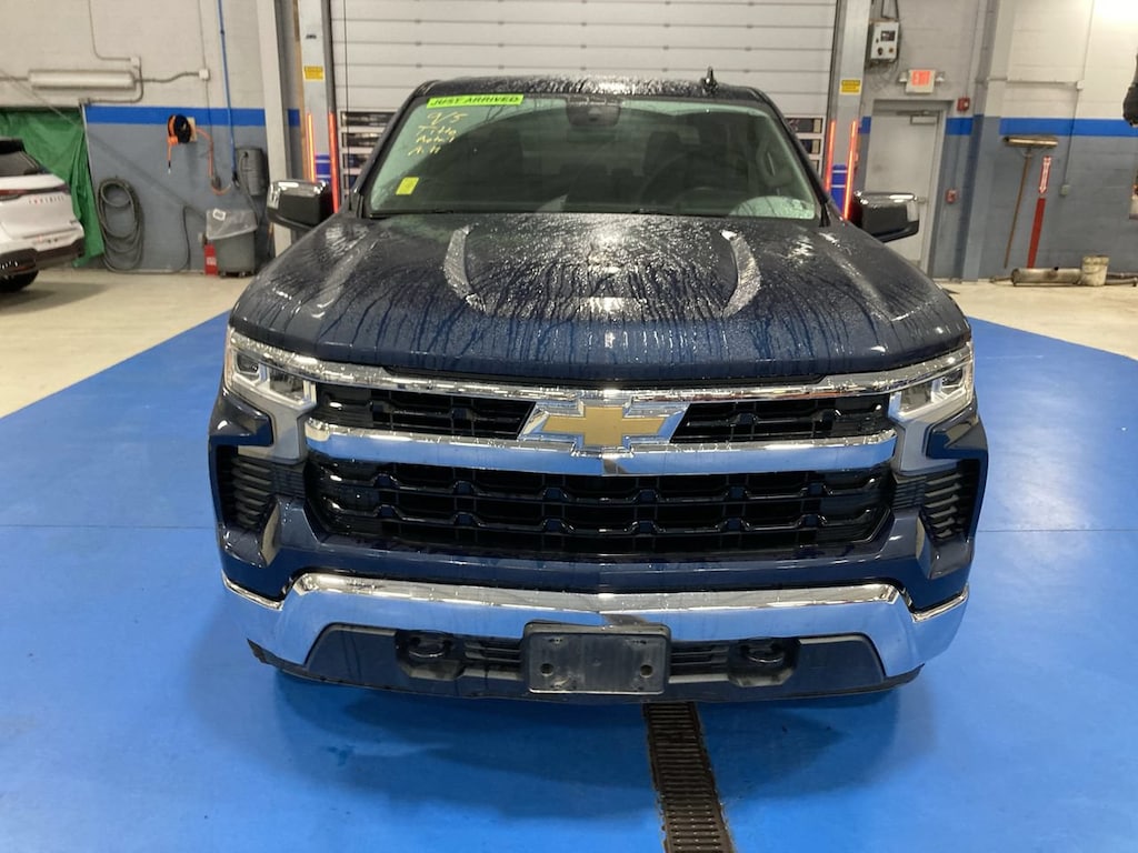 Used 2022 Chevrolet Silverado 1500 LT w/1LT Truck Crew Cab