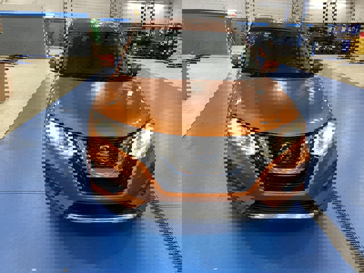 2019 Nissan Rogue SV photo 2