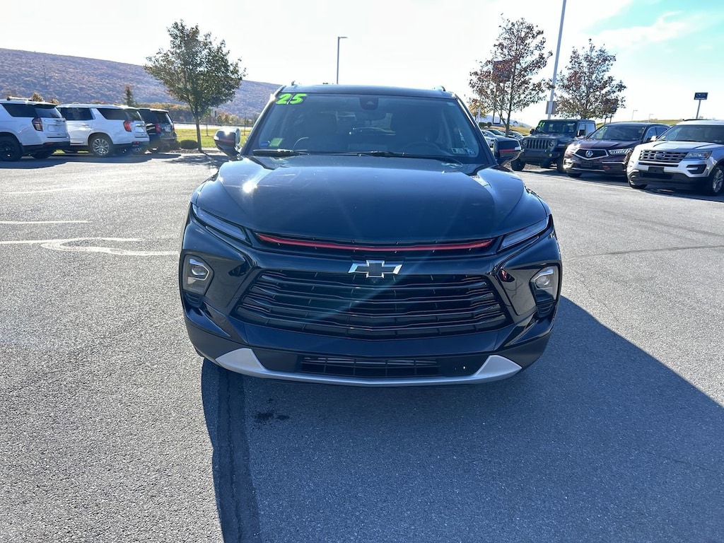 Used 2025 Chevrolet Blazer LT w/3LT SUV