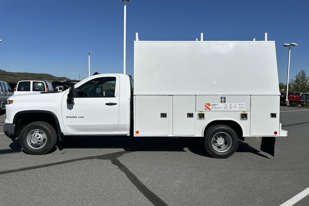 New 2025 Chevrolet Silverado 3500HD Chassis Work Truck Truck Regular Cab