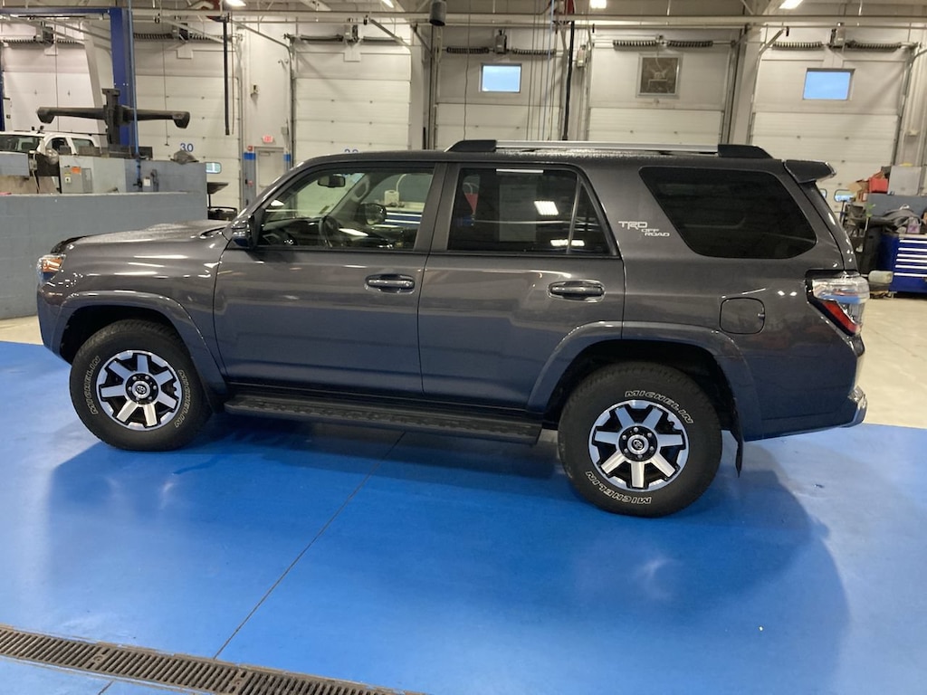 Used 2018 Toyota 4Runner SR5 SUV
