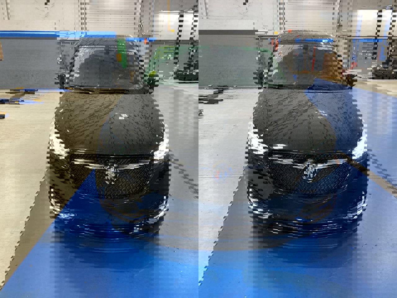 2021 Buick Enclave Essence photo 2