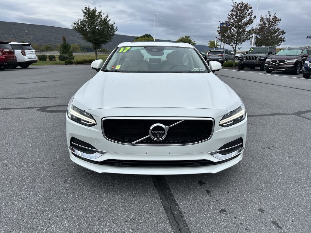 Used 2017 Volvo S90 T6 AWD Momentum Sedan