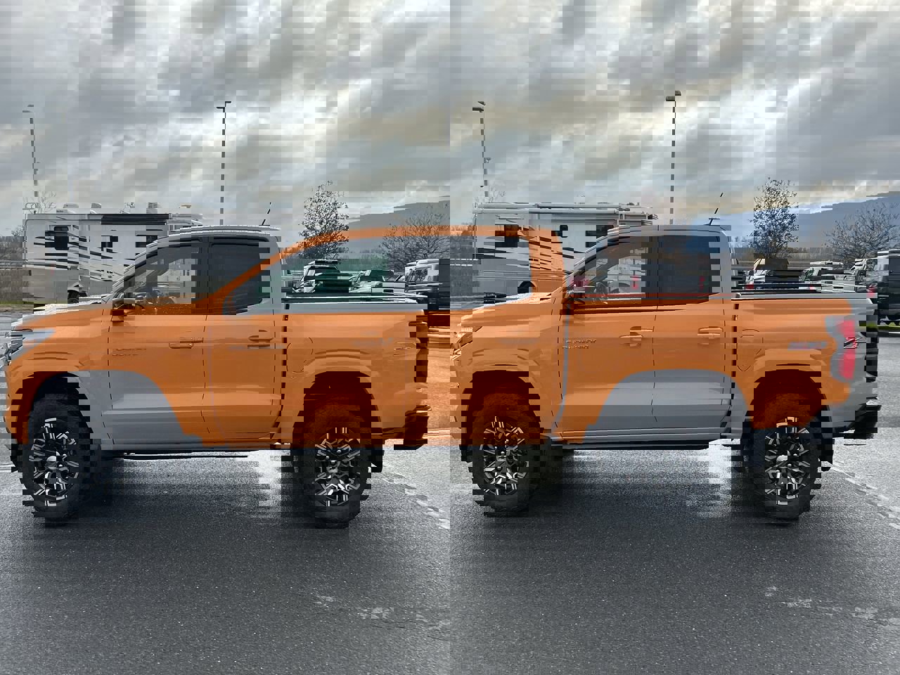 2026 Chevrolet Colorado Z71 photo 2