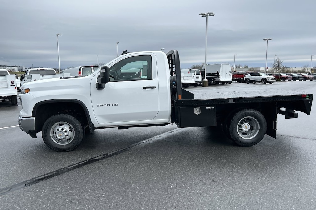 New 2025 Chevrolet Silverado 3500HD Chassis Work Truck Truck Regular Cab