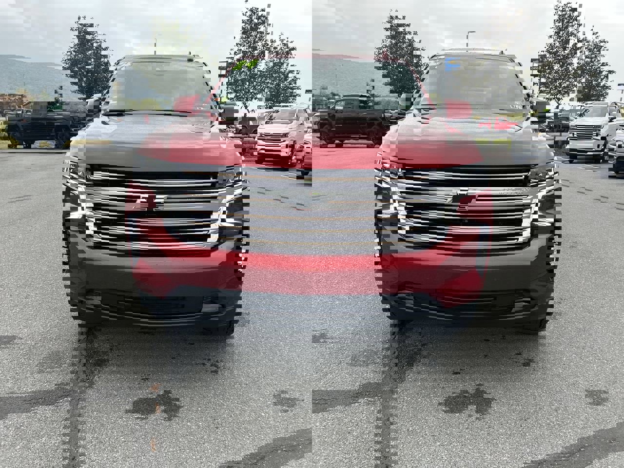 2024 Chevrolet Suburban High Country photo 2