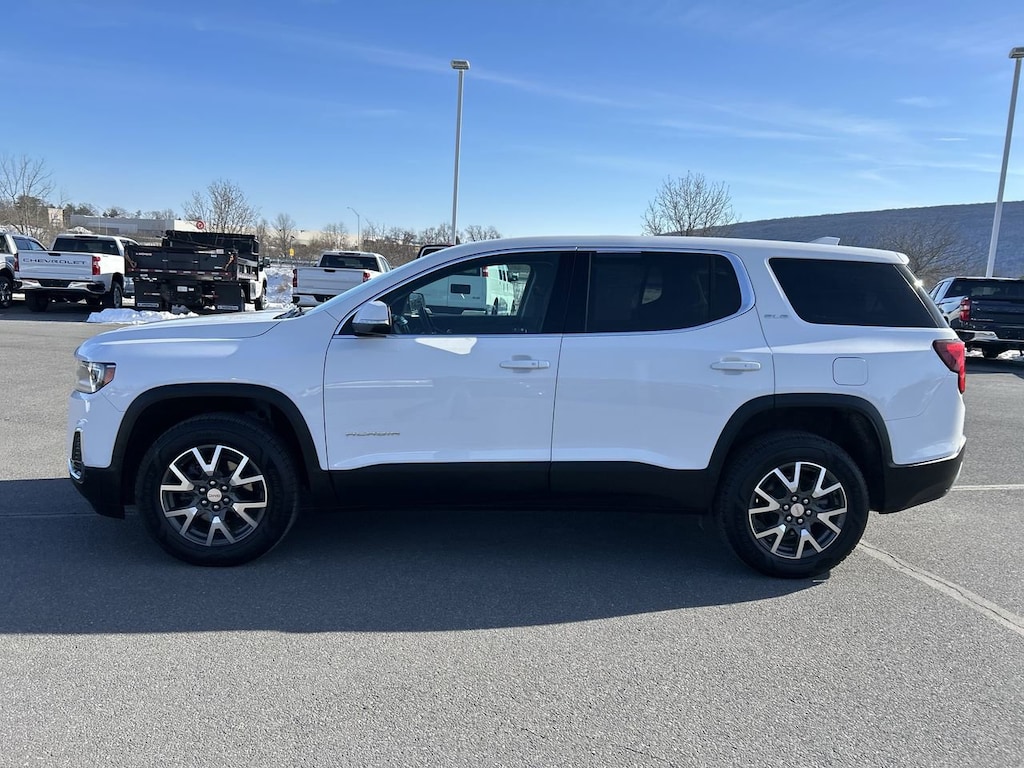 Used 2023 GMC Acadia SLE SUV