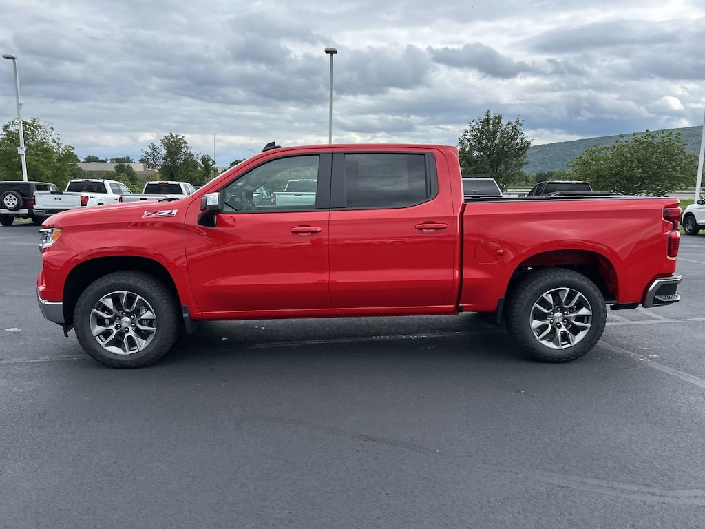 New 2026 Chevrolet Silverado 1500 LT Truck Crew Cab