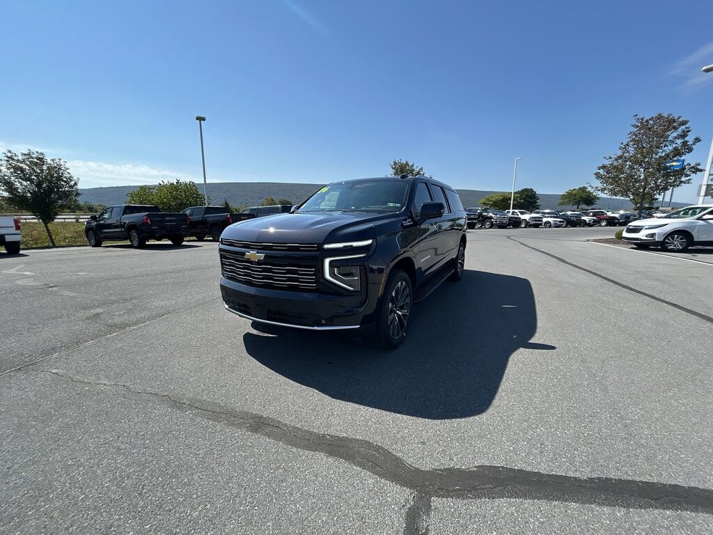 New 2025 Chevrolet Suburban High Country SUV