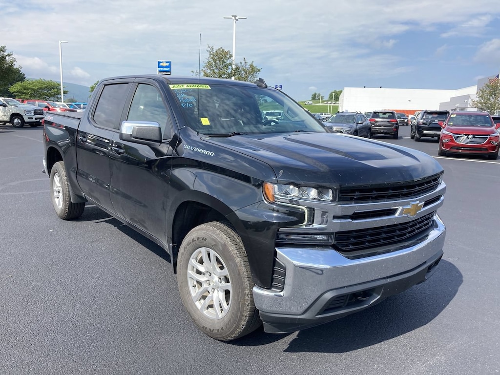 Used 2022 Chevrolet Silverado 1500 LTD LT Truck Crew Cab