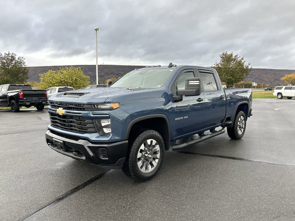 Used 2024 Chevrolet Silverado 2500 HD Custom Truck Crew Cab