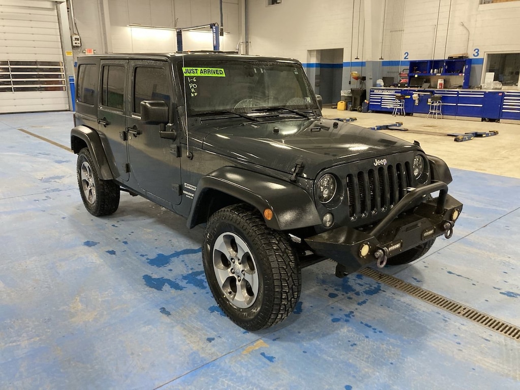 Used 2017 Jeep Wrangler JK Unlimited Sport 4x4 SUV