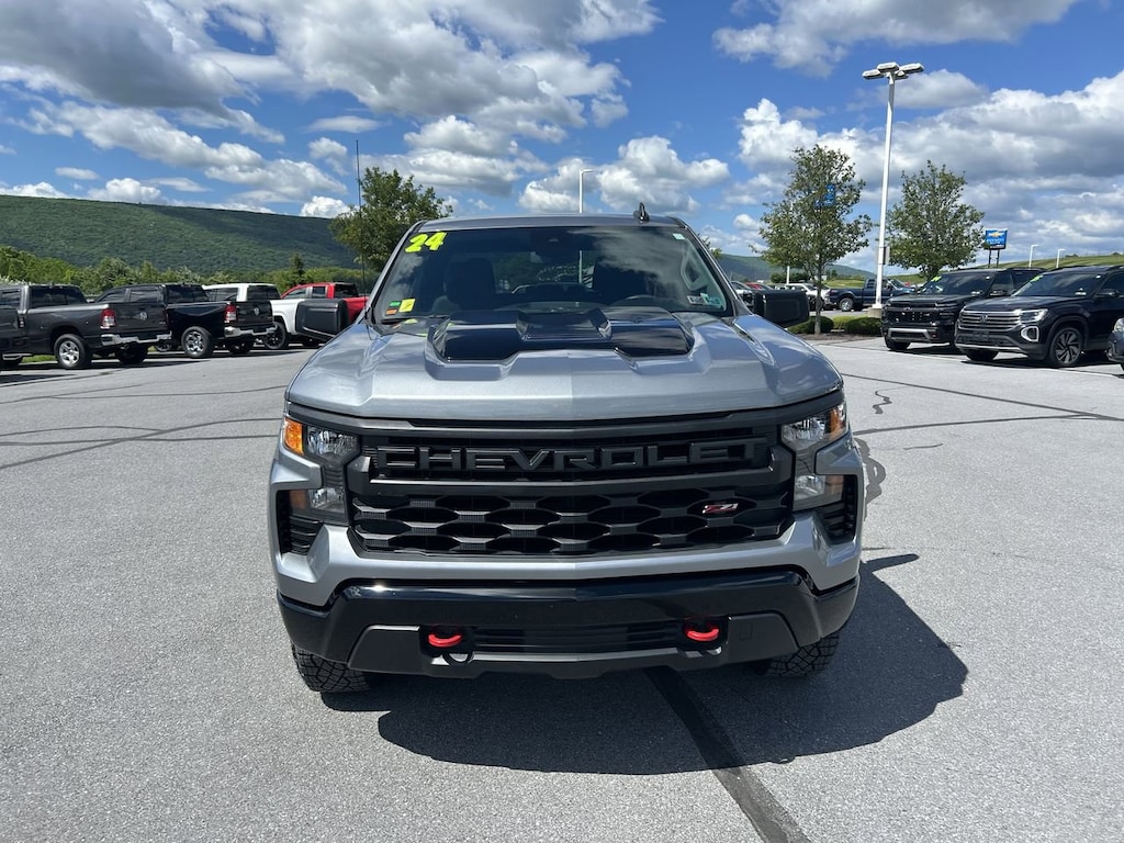 Used 2024 Chevrolet Silverado 1500 Custom Trail Boss Truck Crew Cab