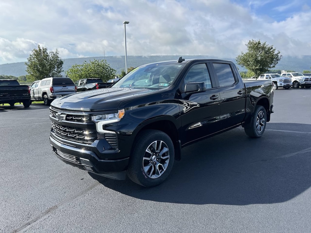 Used 2023 Chevrolet Silverado 1500 RST Truck Crew Cab