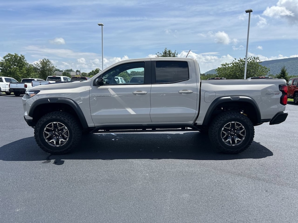 New 2026 Chevrolet Colorado 4WD ZR2 Truck Crew Cab