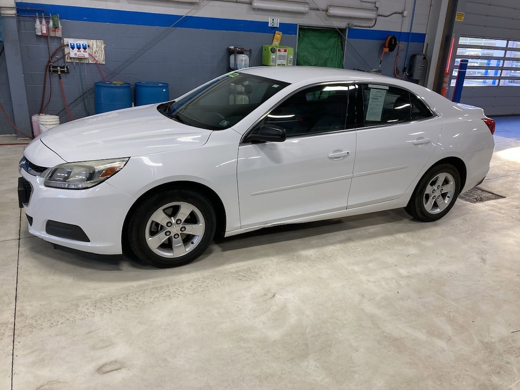 Used 2015 Chevrolet Malibu LS w/1LS Sedan