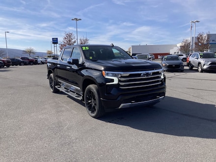 2025 Chevrolet Silverado 1500 High Country Truck Crew Cab