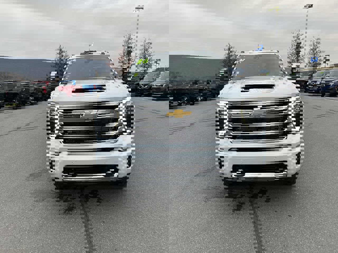 2026 Chevrolet Silverado 3500HD High Country photo 2