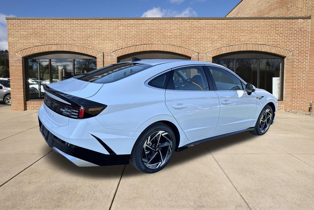 New 2026 Hyundai Sonata SEL Sport Sedan